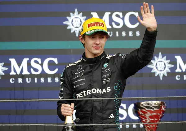 Ma come sta messa la Rai? Kimi Antonelli fa podio in Brasile e loro mettono in piedi un servizio dedicato alla (disgraziata) Ferrari