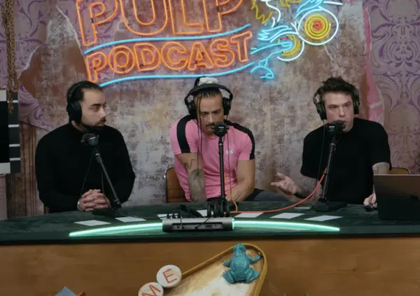 Lo strano caso dei due finti agenti nella sede di Doom e Pulp Podcast. Di cosa ha parlato Fedez per generare interesse in chi si muove come i servizi o una certa criminalit&agrave;?