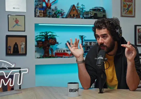 Andrea Pisani l'ha capito: le corna sono un business spaccante! Gli toccher&agrave; mica ringraziare Raoul Bova?  