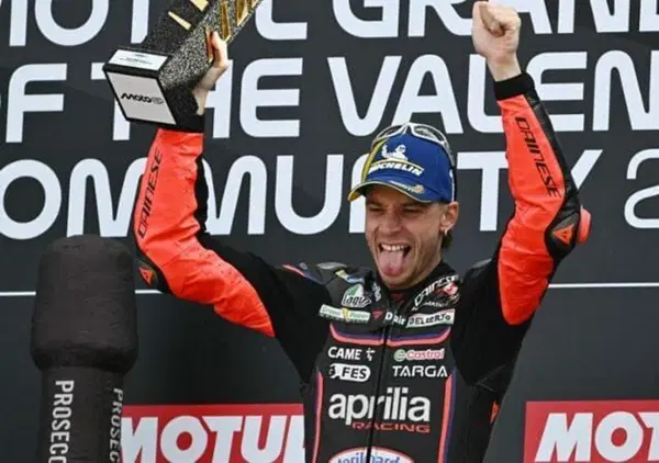 Il gran finale della MotoGP 2025? Le Aprilia di Bezzecchi e Fernandez davanti a tutti a Valencia e Di Giannantonio che &ldquo;salva&rdquo; la Ducati mentre Honda &ldquo;lascia sola&rdquo; Yamaha