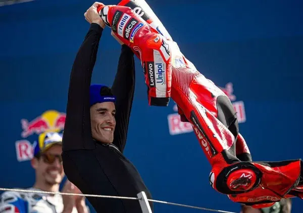 I fischi spagnoli a Valentino Rossi? Eh no, non succede solo in Italia con Marc Marquez (ma &egrave; come ce la raccontano)