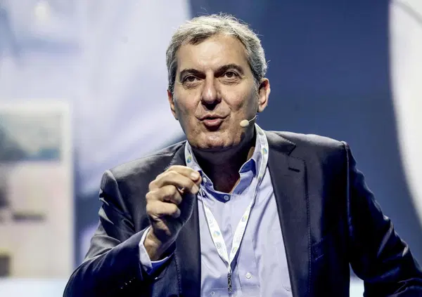 Il riposizionamento di Calabresi: va dalla Balivo (moglie del suo socio) e si avvicina ai meloniani. La fine del circolino (un po') di sinistra &egrave; arrivata