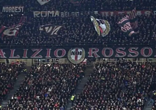 Altro giro, altro blocco. Nella settimana del derby arriva lo stop all&rsquo;ennesimo striscione di curva Sud, &ldquo;Sodalizio rossonero&rdquo;. E gli ultras minacciano lo sciopero e di non entrare a San Siro