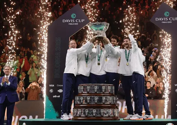 Se la Gazzetta mette in apertura la Coppa Davis (e non il derby di Milano) significa che qualcosa nello sport italiano sta cambiando per sempre (e che questo calcio forse ci piace meno)