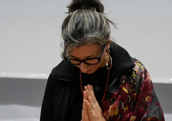 Cara Francesca Albanese, definire l&rsquo;attacco a La Stampa &ldquo;un monito&rdquo; per il giornalismo &egrave; terrapiattismo ideologico, ma chi ti osanna come santona della (giusta) causa pro-Pal lo capisce? 