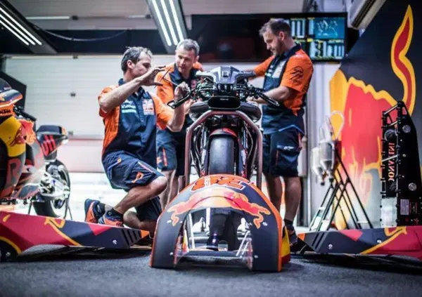 KTM: insisto! Il nuovo Tech3 non &egrave; un approdo, ma la partenza (c&rsquo;&egrave; Red Bull alla finestra). Pedro Acosta &egrave; gi&agrave; altrove?