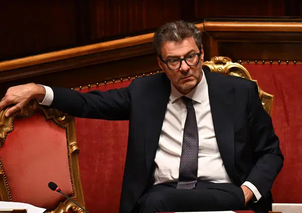 La profezia di Aldo Giannuli sull'inchiesta Mps: "Giorgetti ricever&agrave; un avviso di garanzia, ma le toghe puntano Meloni in vista delle politiche 2027". Ecco chi sono i poteri forti che muovono l'inchiesta&nbsp;milanese