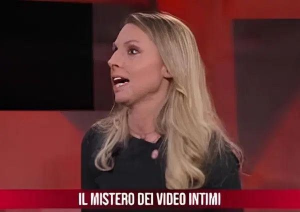 Caro Babbo Natale, insegnaci a &ldquo;sbroccare&rdquo; come Giada Bocellari! Sul privato di Chiara Poggi e i video di Alberto, la legale di Stasi ha dimostrato che persino sul delitto di Garlasco si pu&ograve; non essere come tutti