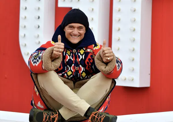 Il Grande Fratello di Simona Ventura &egrave; finito e l'ha vinto Alfonso Signorini! Ecco perch&eacute; questo flop &egrave; un regalo alla 'Regina' 