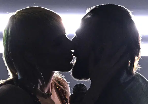 L&rsquo;azienda di famiglia si spacca ed ecco a voi Fausto Lama, il 50% dei Coma Cose &ldquo;A tanto cos&igrave;&rdquo; dalla carriera solista: pu&ograve; farcela?