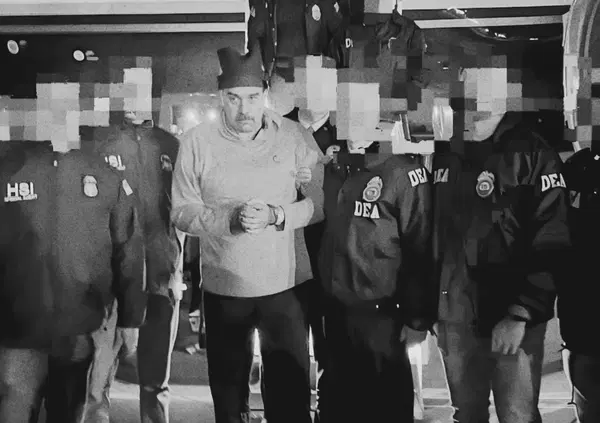 Ma com&rsquo;&egrave; invecchiato Sansonetti? Se i garantisti paragonano Maduro ad Aldo Moro (e Cerno li asfalta) abbiamo un problema