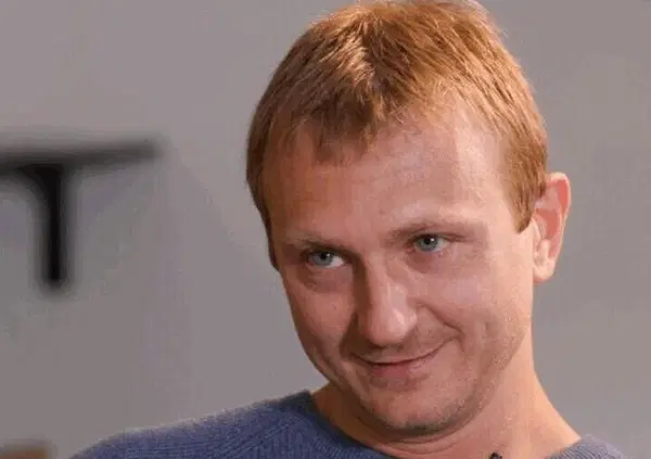 Delitto di Garlasco: Londra, cuccioli e tesi dal PC di Alberto Stasi. La scoperta degli ex periti non racconta solo i cinque minuti del mistero di Chiara Poggi