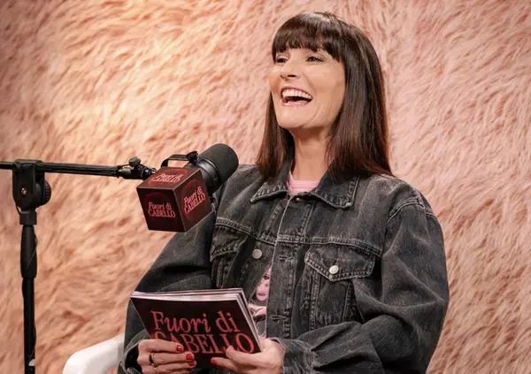 Dal toast alla banana al membro di montone: siamo Fuori di Cabello per Victoria Cabello! Il primo podcast della regina delle interviste cucina Alessandro Borghese