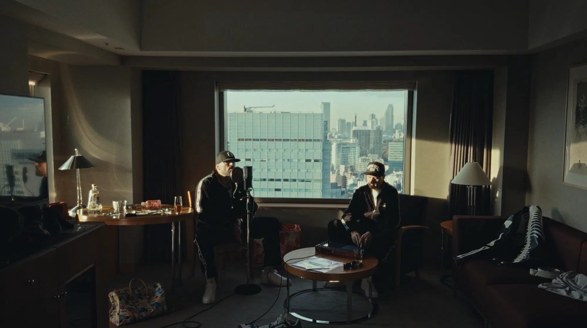 Gu&egrave; e Cookin Soul a Tokyo,  Last Train 2 Shibuya.