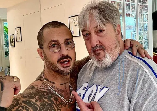 Abbiamo intervistato Maurizio Sorge, il re dei paparazzi nella serie su Corona: &ldquo;Aspettiamoci altre bombe. Fabrizio era innamorato di Belen. Ricordo un viaggio..."