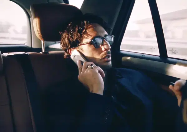 Con &ldquo;Io sono notizia&rdquo; di Fabrizio Corona i giornali si sono riscoperti moralisti. Le critiche di Aldo Grasso e Dipollina, il tax credit e il ministro Giuli: ma davvero ci scandalizziamo per cos&igrave; poco? 