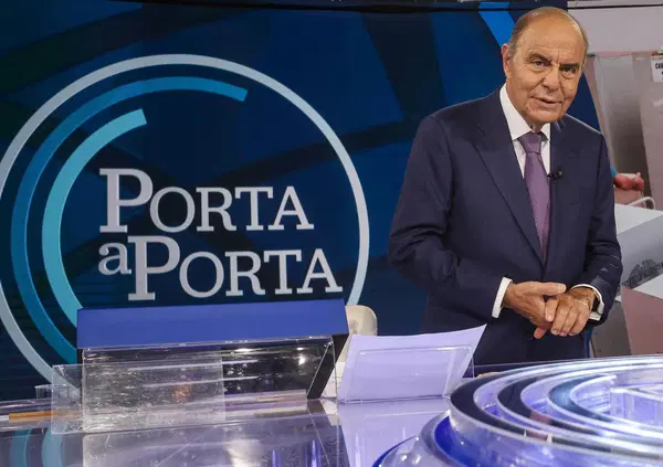 30 anni di Bruno Vespa a Porta a porta: &egrave; durato pure troppo