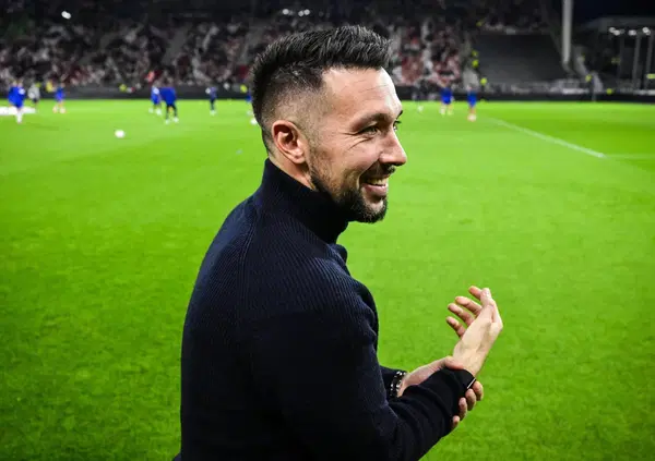 L&rsquo;incredibile storia di Francesco Farioli raccontata da chi lo conosce dall&rsquo;inizio. L&rsquo;ascesa dell&rsquo;allenatore e &ldquo;filosofo dei portieri&rdquo;, dall&rsquo;Academy con De Zerbi alla panchina del Porto