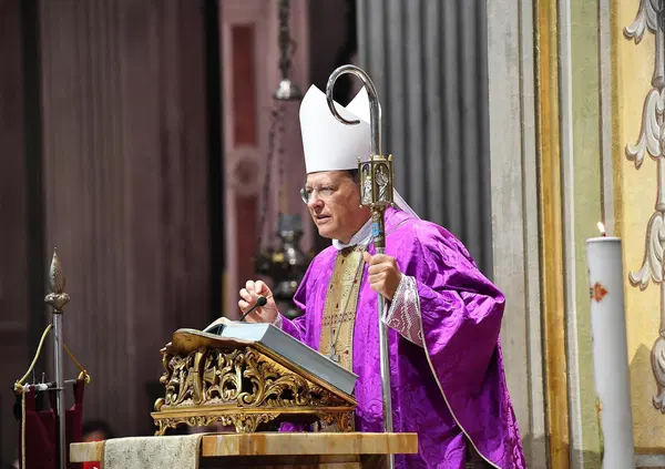 Se siete incaz*ati con il vescovo di Alessandria &egrave; solo perch&egrave; ha comprato una Tesla e va in Sudamerica a fare surf. Ma le ragioni per criticare la Chiesa sono altre (e ben pi&ugrave; gravi)