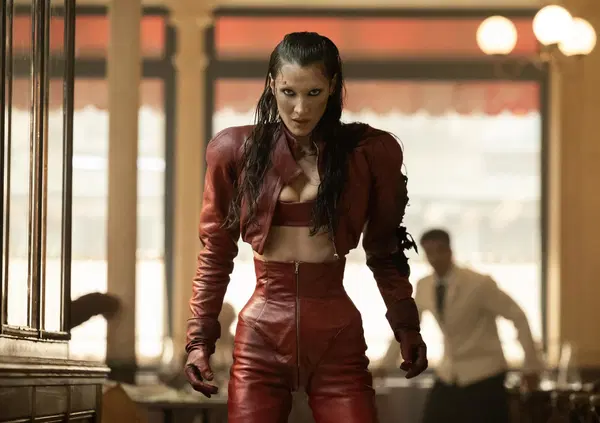 Dai serial killer su Netflix a The Beauty su Disney+: com&rsquo;&egrave; l&rsquo;ultima serie di Ryan Murphy? L&rsquo;ossessione per la bellezza diventa horror