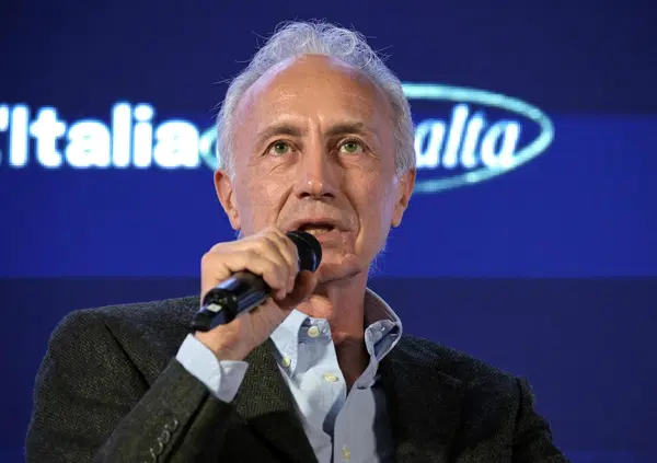 Pezzi di fango, ha ragione Travaglio! Prima condannate Corona perch&egrave; gli scoop li nasconde, ora gli rompete perch&egrave; li pubblica