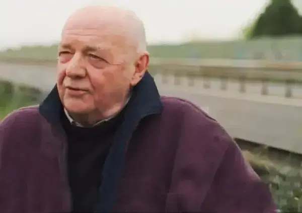 Antonio Menegon &egrave; vivo: "me ne sono andato". Ma la chiamata ai carabinieri dell'ingegnere anti-autovelox non convince nessuno