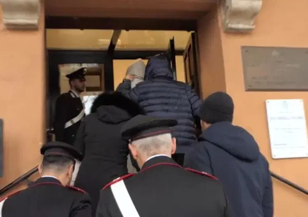 &ldquo;A me dir&agrave; la verit&agrave;&rdquo;: la sorella di Federica Torzullo vuole incontrare Claudio Carlomagno. Da Anguillara Sabazia anche la prima notizia &ldquo;umana&rdquo; (sul figlio) mentre le indagini non si fermano