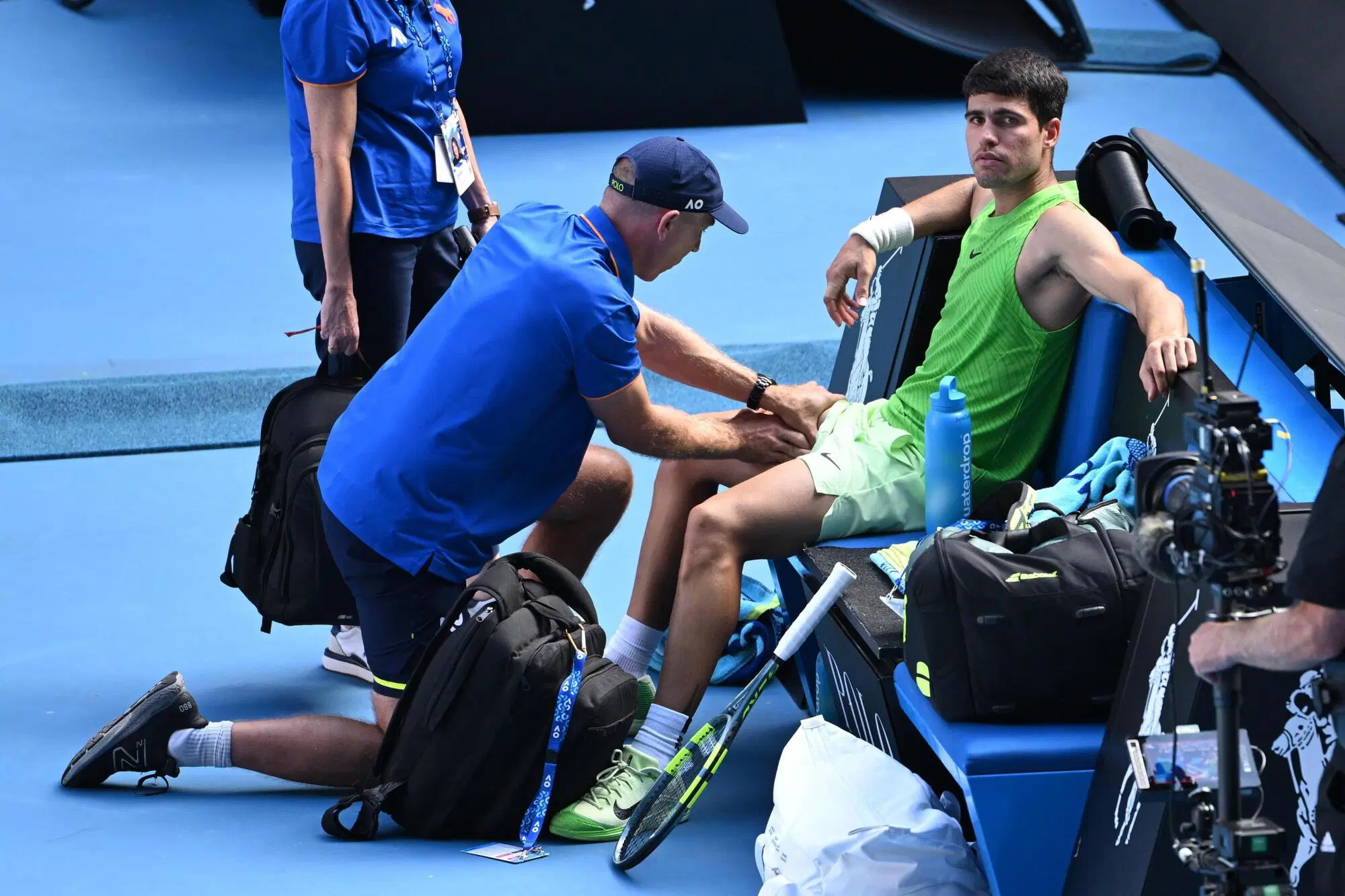 Alcaraz con i crampi contro Zverev