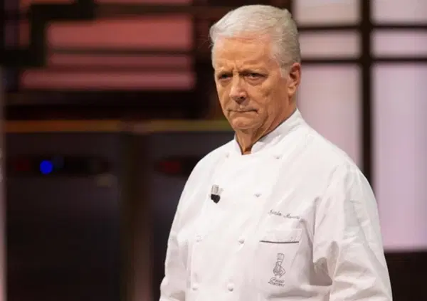 Abbiamo mangiato le praline di Iginio Massari per San Valentino e abbiamo capito perch&eacute; si dice che &egrave; &ldquo;la festa di ogni cretino&rdquo;. Ammazza quanto so&rsquo; cattive! Venticinque euro, dodici giorni per la spedizione e pacco completamente rovinato 