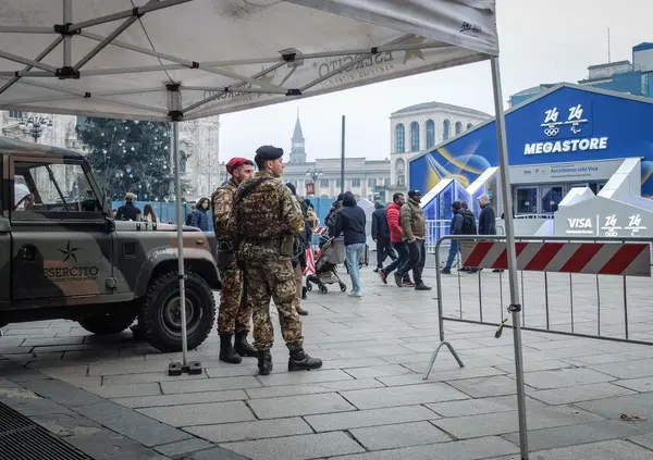 Alla tregua olimpica non ci crede nessuno. Milano &egrave; blindata tra hacker, Ice e manifestazioni Pro Pal. Ci aspettano dei Giochi sotto assedio?