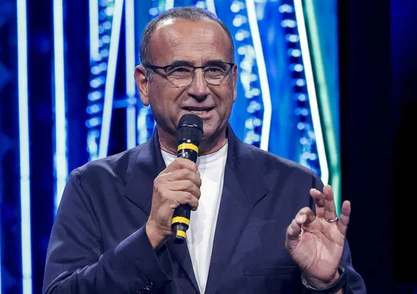Carlo Conti scarica Stefano De Martino per Sanremo 2027: e se la colpa del pacco fosse della Ruota della Fortuna?