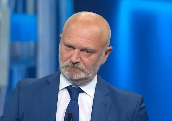 S&igrave;, avremmo voluto vedere Pucci a Sanremo per sentire i patetici lamenti di chi non lo apprezza e i grugniti scomposti di chi lo ama