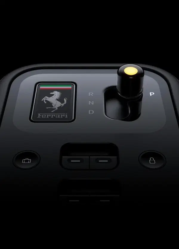 Speravo de mor&igrave; prima: a fine anno le consegne della Luce, la Ferrari solo elettrica (che fischia invece di far fischiare)