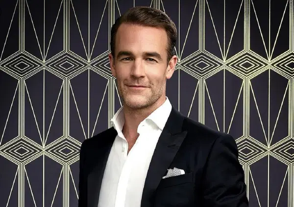 Spieghiamo Dawson's Creek alla Gen Z, ma la morte di James Van Der Beek ci racconta anche come si muore oggi in America (spoiler: malissimo)
