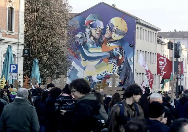 Il Pd prova a mettere il cappello sul curling, Salvini gode per l&rsquo;oro nello slittino sulla &ldquo;sua&rdquo; pista: alle Olimpiadi cos&rsquo;&egrave; la destra e cos&rsquo;&egrave; la sinistra? Ogni disciplina &egrave; una scelta di campo