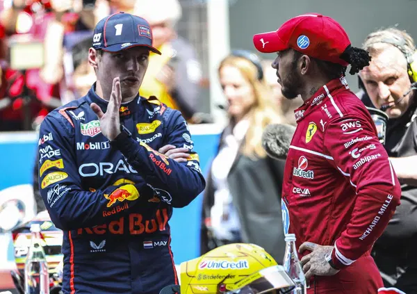 Max Verstappen e Lewis Hamilton uniti nell&rsquo;odio per questa Formula 1: &ldquo;&Egrave; una Formula E con gli steroidi. Cos&igrave; &egrave; difficile impegnarsi a lungo termine&rdquo;