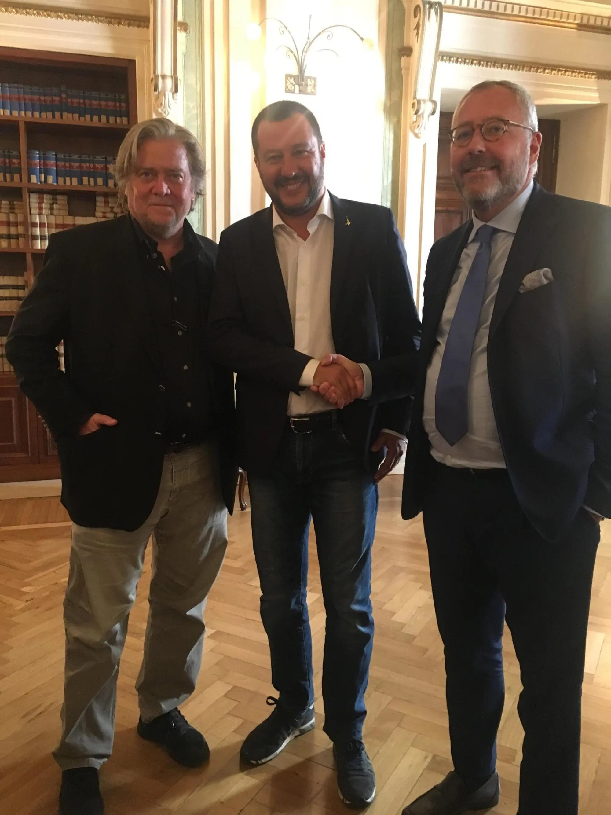 Steve Bannon, Matteo Salvini e Mischael 