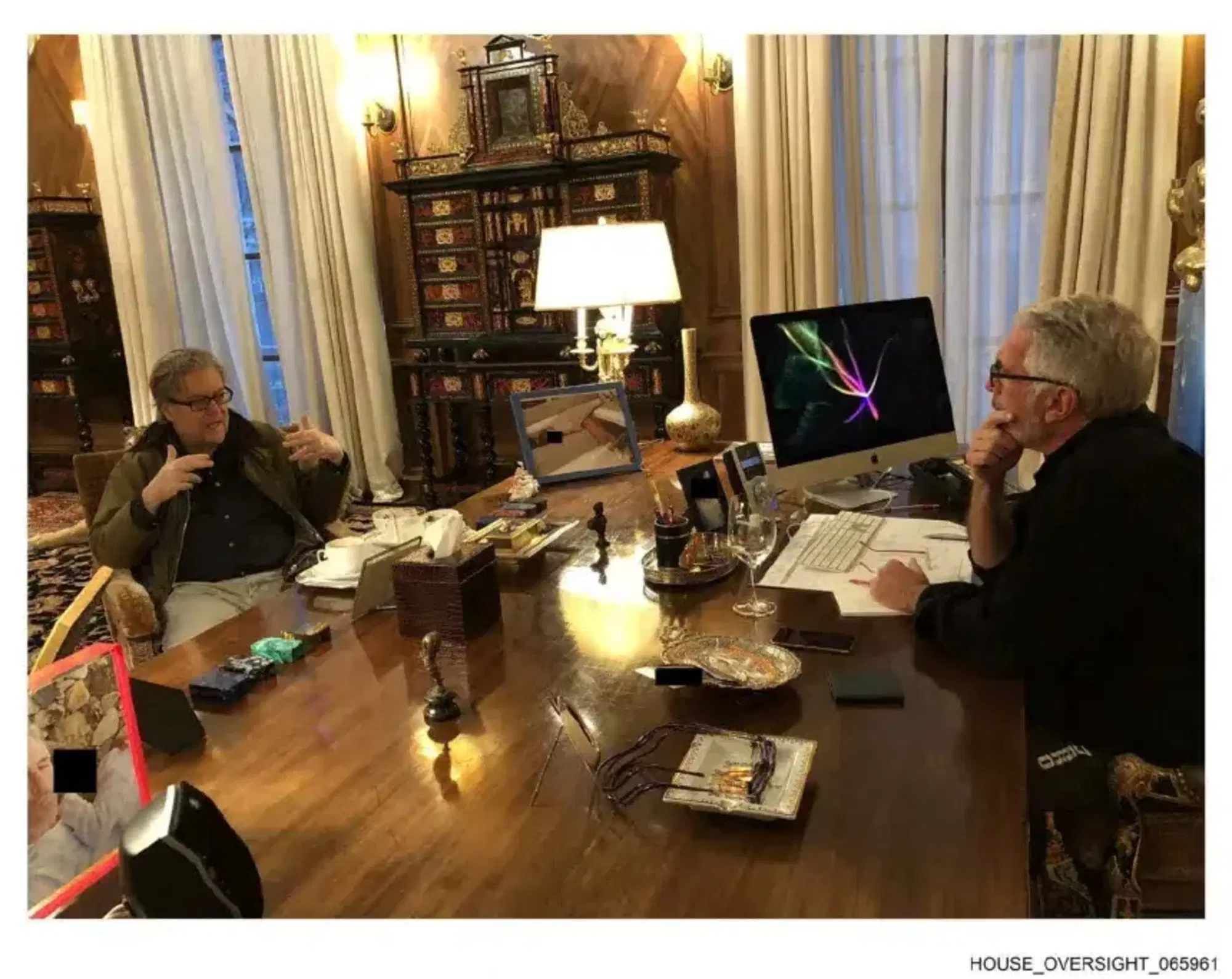 Steve Bannon e Jeffrey Epstein