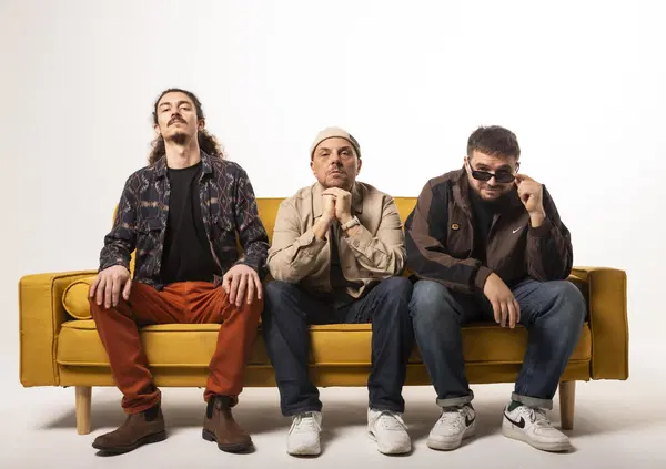 Inna Cantina, con Brusco reggae-pop pacifista con un&rsquo;Anima: &ldquo;Ok la libert&agrave; di Askatasuna, ma no alla violenza&rdquo;.