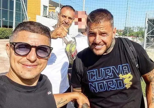 Per gli inquirenti era il killer designato per uccidere Andrea Beretta: arrestato Giuseppe &ldquo;Pinna&rdquo; Poerio, a cui Ferdico avrebbe offerto 100mila euro. Altro tassello dell'inchiesta Doppia Curva?