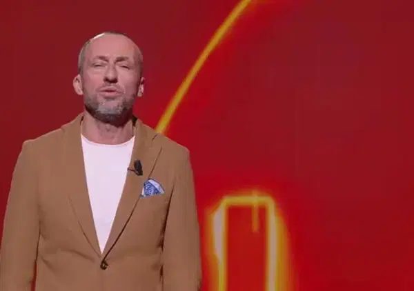 La &ldquo;capacit&agrave; negativa&rdquo; del giudice Vitelli? I &ldquo;non lo so&rdquo; oltre Garlasco, le Iene e il rigor mortis intellettuale [VIDEO]