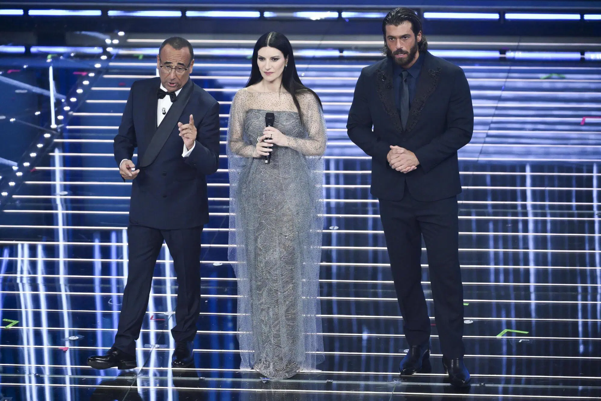 co-conduttori della prima serata di Sanremo 2026