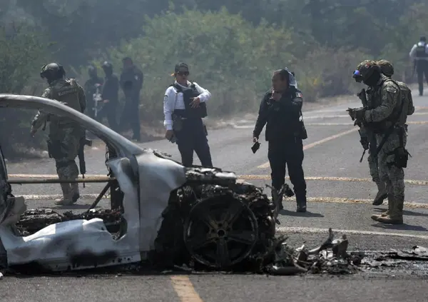 In Messico sta succedendo un casino. C'entrano la guerra alla droga, il narcotraffico, Trump e pure l'Ucraina. Ecco come: tutto spiegato bene