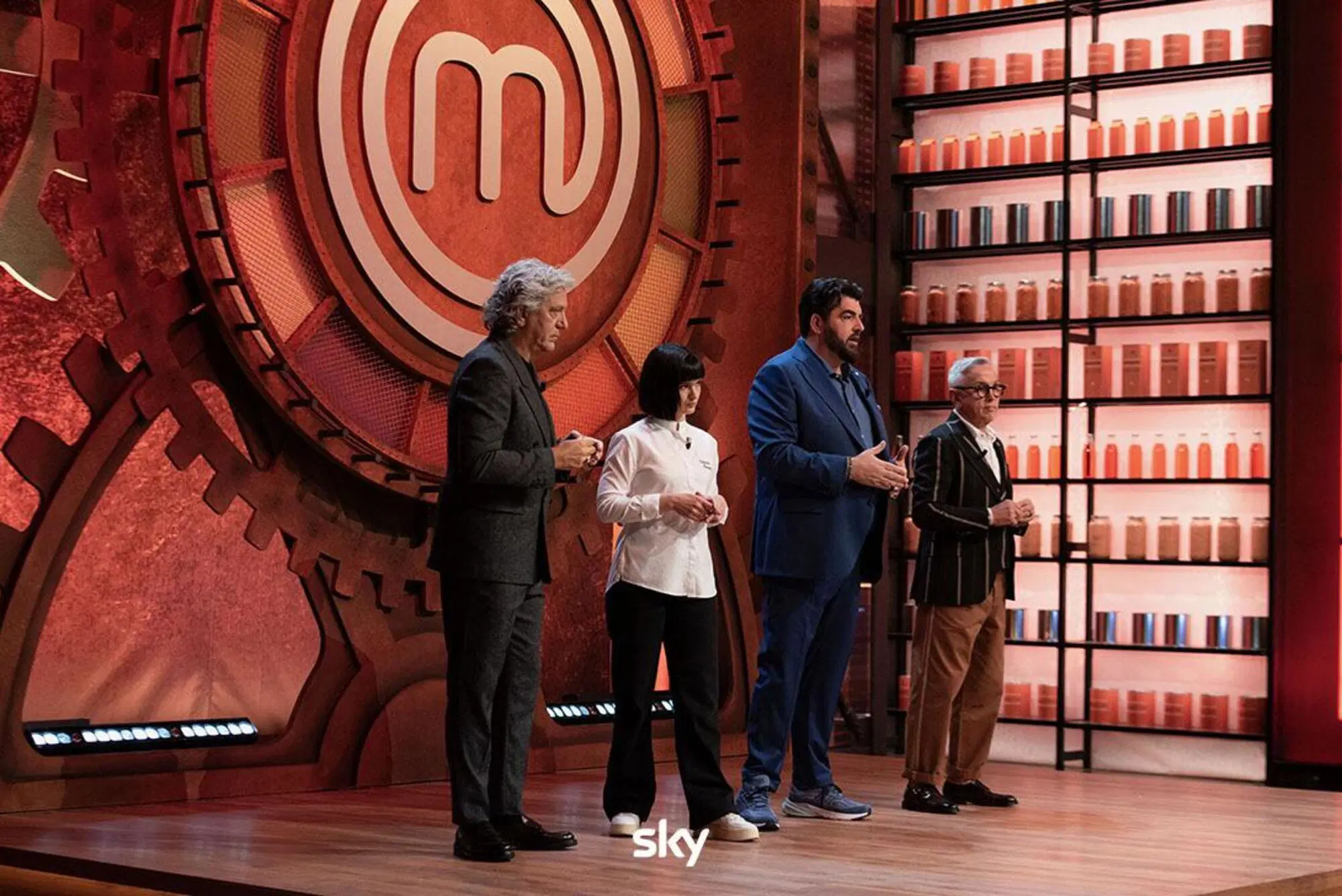 I giudici di MasterChef 15 insieme a Chiara Pavan