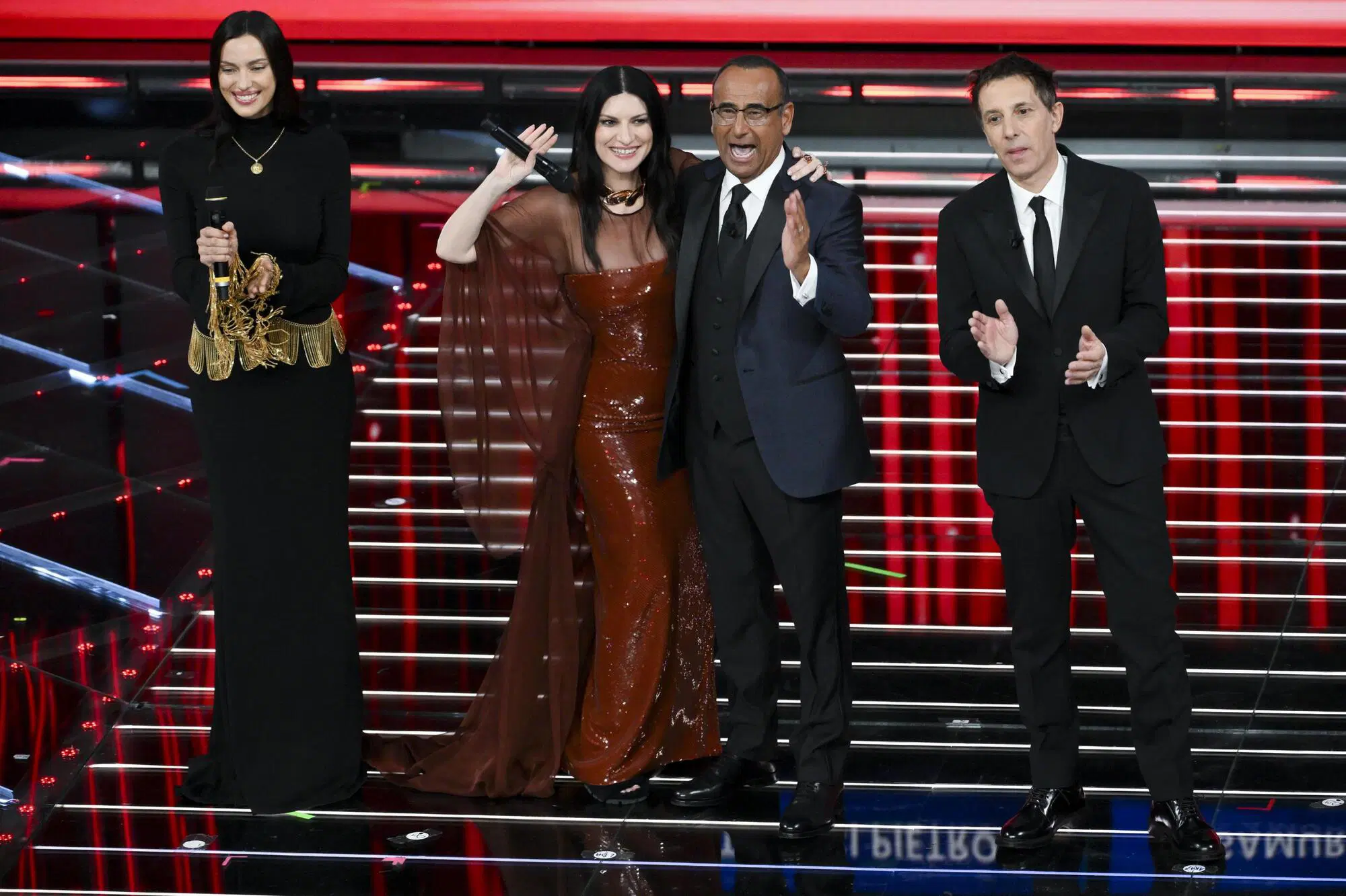 Pausini e Conti con Irina Shayk e Ubaldo Pantani