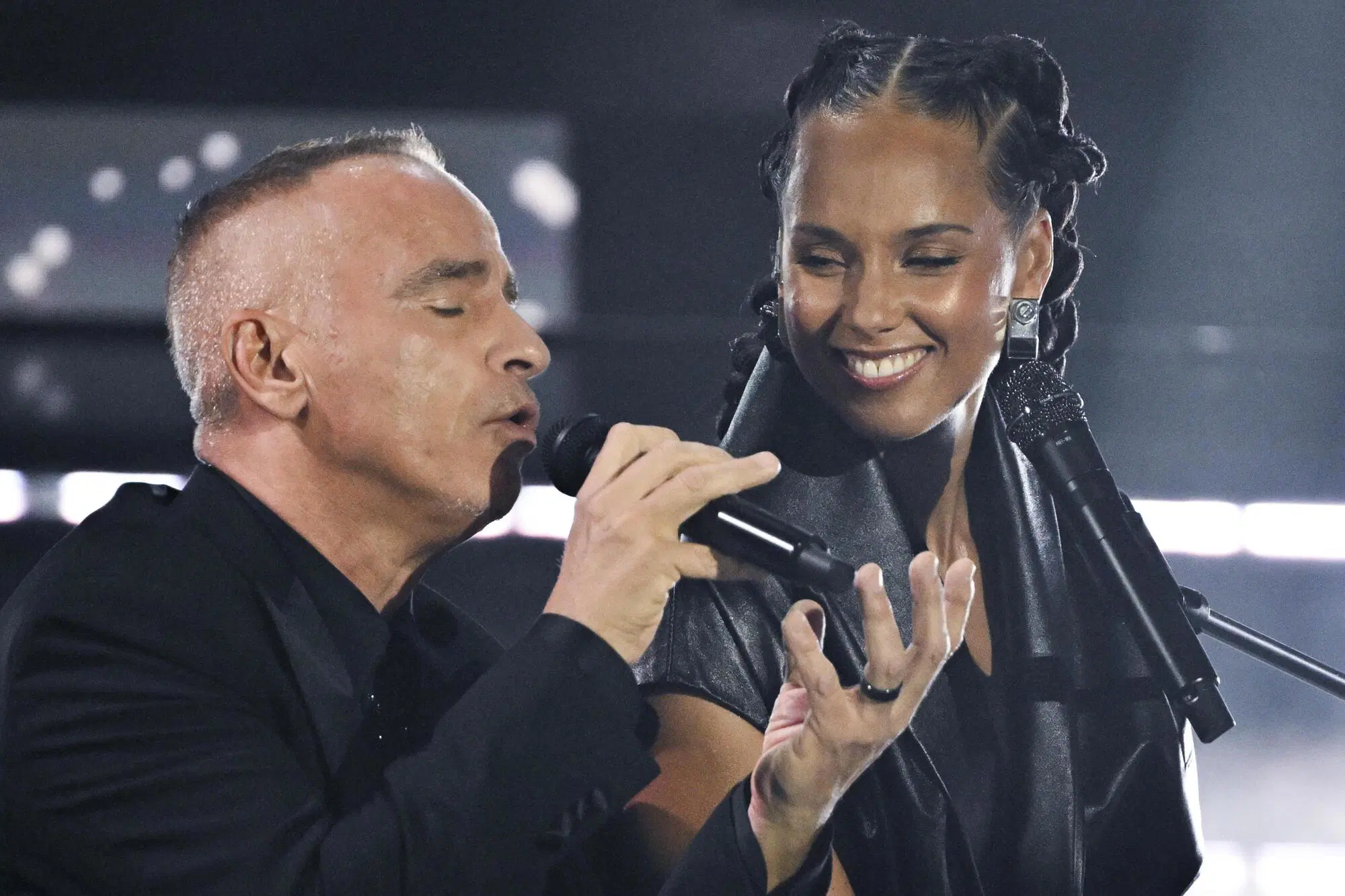 Eros Ramazzotti e Alicia Keys ospiti della terza serata di Sanremo 2026