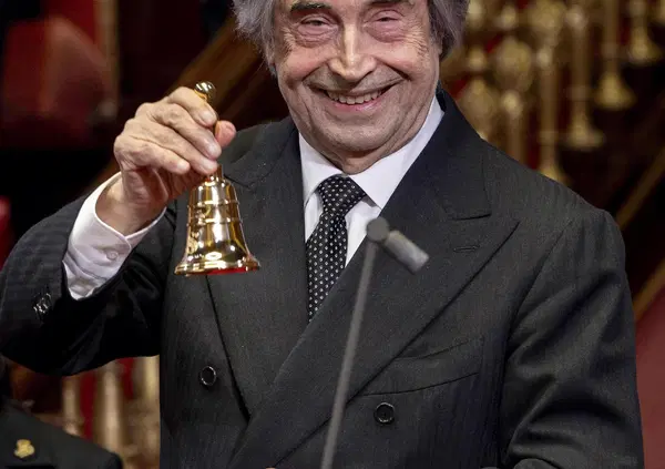 Il figlio di Riccardo Muti finisce nella guerra contro Beatrice Venezi al Teatro La Fenice. La bomba degli orchestrali: &ldquo;90 mila euro per tre anni&rdquo;. E poi quello strano contratto tra Fondazione e un&rsquo;altra agenzia (indovinate di chi?)