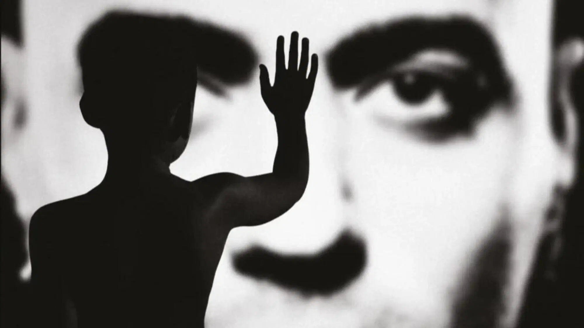 Immagine di copertina di "Persona", l'album Disco di Diamante di Marracash