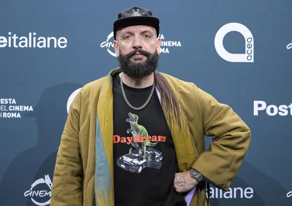 Come sono i videoclip delle canzoni di Sanremo? Lo abbiamo chiesto al regista dei cantanti Giacomo Triglia