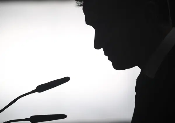 Sarebbe stato bellissimo se a pronunciare le parole di Pedro Sanchez sull'Iran fosse stata Giorgia Meloni